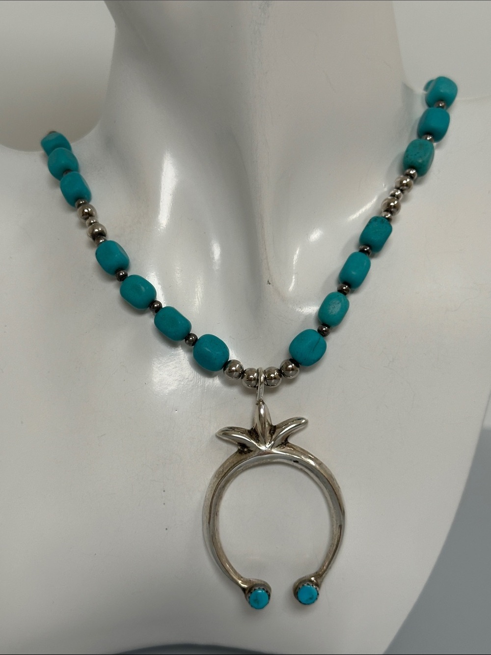 Navajo sterling Silver Real Turquoise Bead Necklace